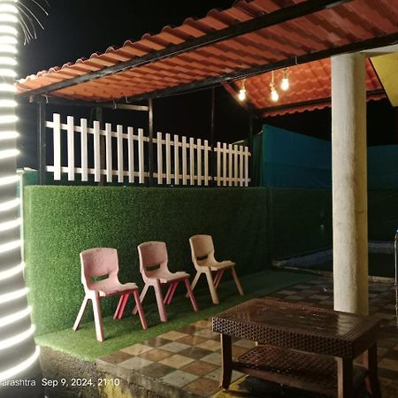 White Smoke Villa Igatpuri Exteriér fotografie