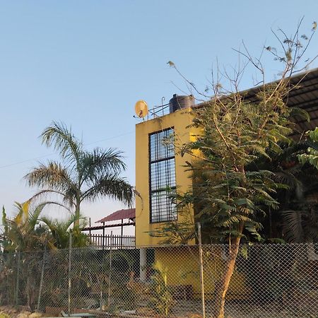 White Smoke Villa Igatpuri Exteriér fotografie