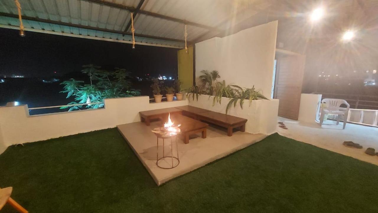 White Smoke Villa Igatpuri Exteriér fotografie